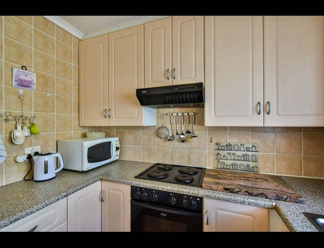 2 BEDROOM TOWNHOUSE SOLD IN FLORAUNA